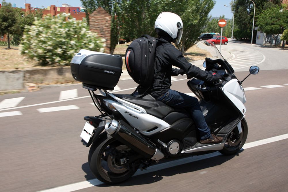 SP 1062205 SHAD SH40 Topcase schwarz 3kg 40L passend fuer SUZUKI AN 400 BURGMAN Schwarz