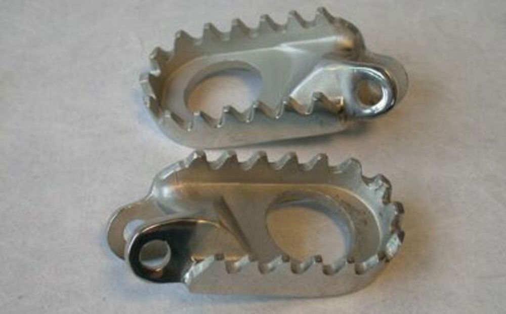 SP 1063617 BIHR Fußrasten Stahl passend fuer HONDA XR 250 R