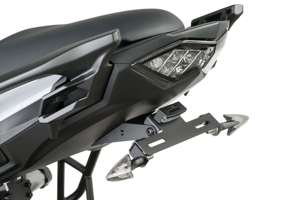 PUIG 7789N Kennzeichenhalters passend fuer KAWASAKI VERSYS 650 Schwarz