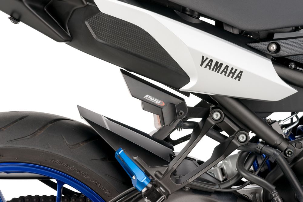PUIG 8542J Abdeckung des Hinteren Bremsbehälters passend fuer YAMAHA MT-09 TRACER Mattschwarz