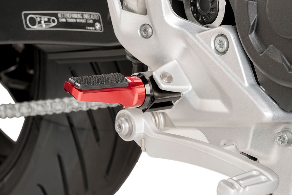 PUIG 7318R Sport Fußrasten passend fuer YAMAHA T-MAX 560 TECH MAX Rot