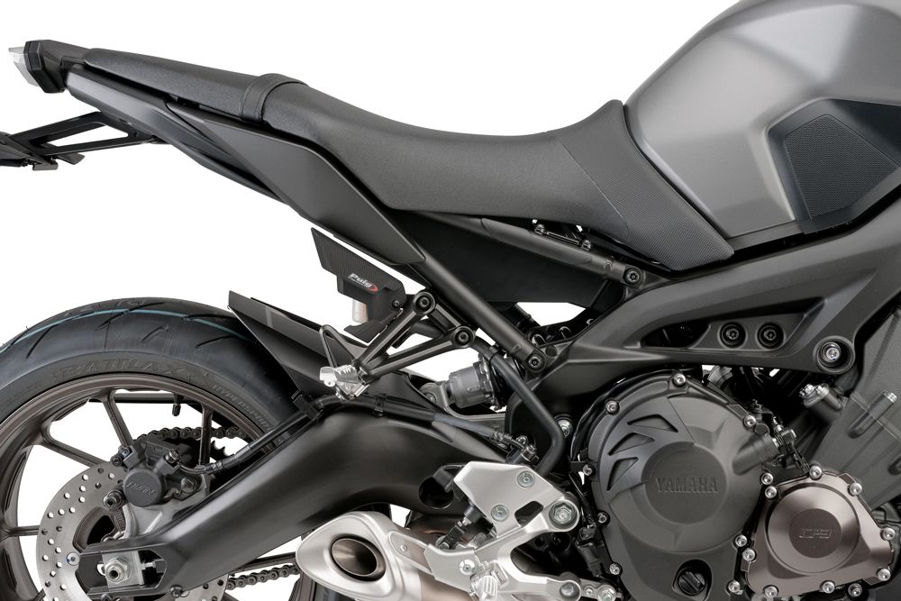 PUIG 7578C Abdeckung des Hinteren Bremsbehälters passend fuer YAMAHA MT-09 Carbon look