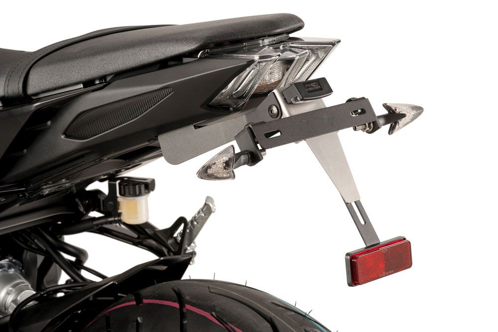 PUIG 9379N Kennzeichenhalters passend fuer YAMAHA MT-09 Schwarz