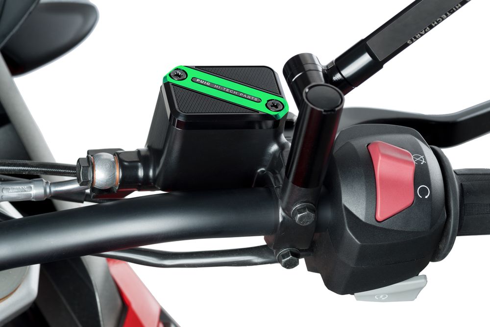 PUIG 9612V Vorderer Bremsflüssigkeitsbehälterdeckel passend fuer BMW G310R Grün