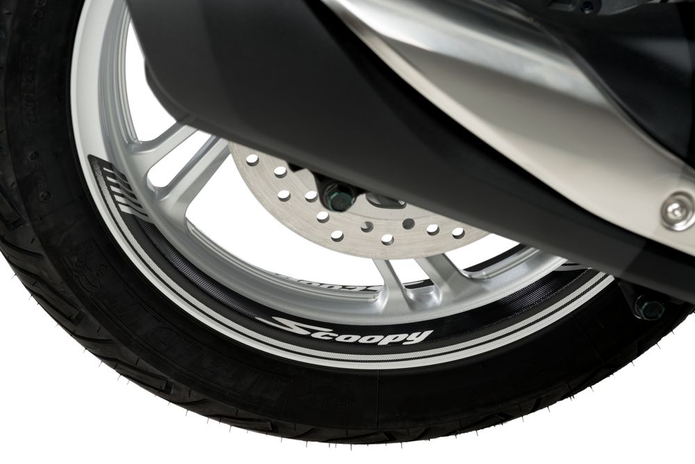 PUIG 5559P Rim Strips Specials passend fuer HONDA SCOOPY SH50 Silber