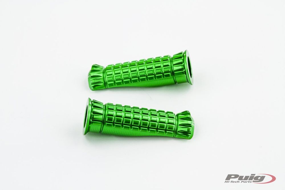 PUIG 9192V R-Fighter Fußrasten passend fuer YAMAHA T-MAX 560 TECH MAX Grün