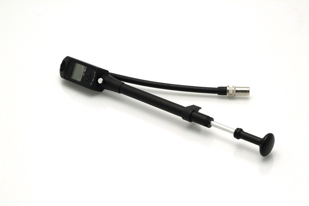 SP 1051923 BIHR Digitale Pumpe 20 bar/300 psi für Luftfedergabel - gerades Endstück  passend fuer