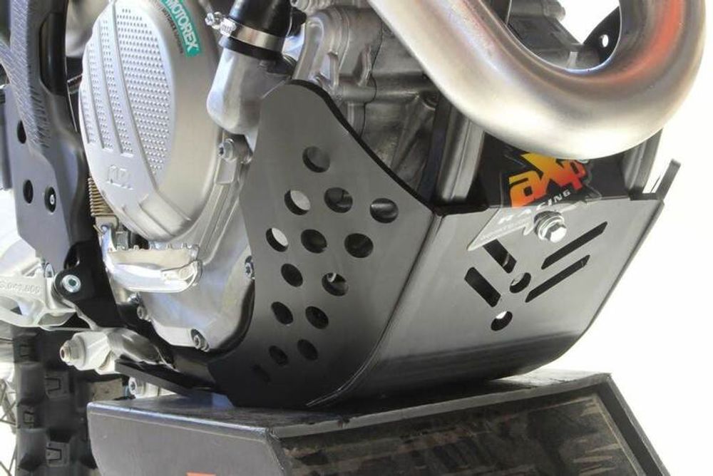SP 1053116 AXP GP Unterfahrschutz - HDPE 6 mm KTM/Husqvarna  passend fuer HUSQVARNA FC 250 Schwarz