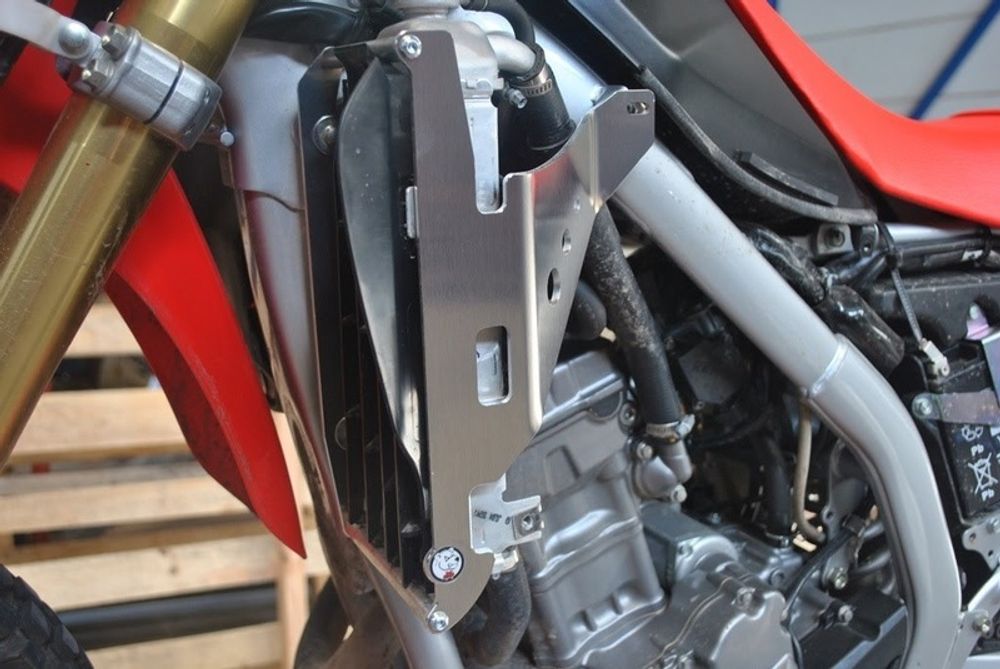 SP 1053135 AXP Kühlerschutz aus Aluminium - Honda CRF250L  passend fuer HONDA CRF 250 L Schwarz
