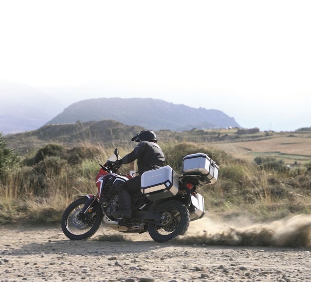 SP 1062239 SHAD TR37 Terra Topcase 10kg 37L  passend fuer HONDA FORZA 750 Aluminum