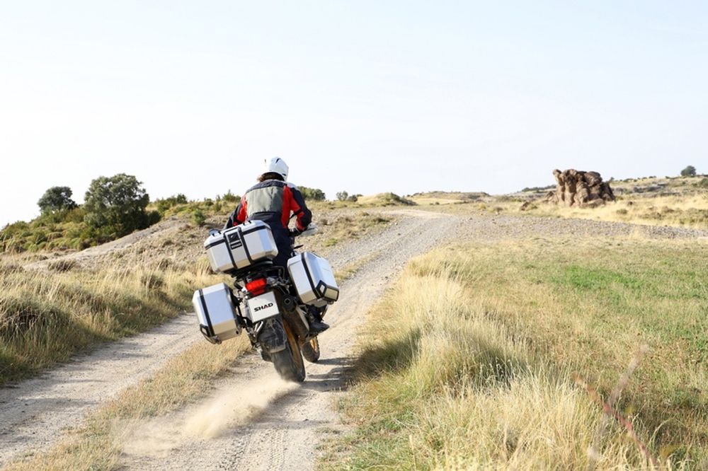 SP 1062241 SHAD TR47 Terra Rechter Seitenkoffer  passend fuer HONDA FORZA 750 Aluminum