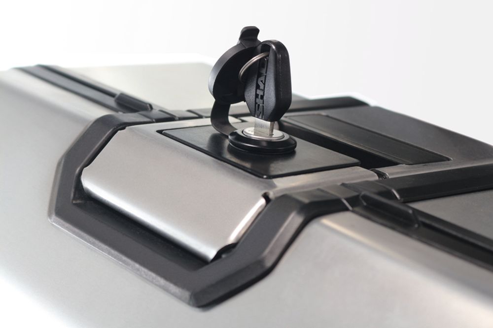 SP 1062241 SHAD TR47 Terra Rechter Seitenkoffer  passend fuer HONDA FORZA 750 Aluminum