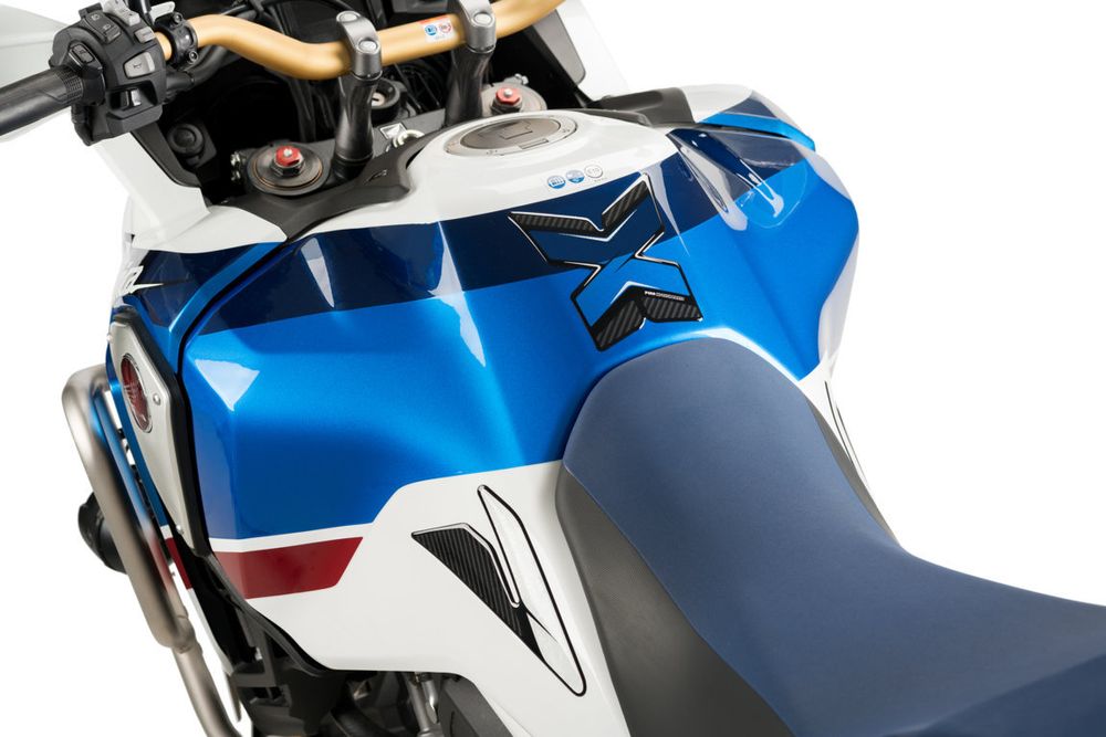 PUIG 9303C Spezifischer Tankschutz  passend fuer HONDA CRF1000L AFRICA TWIN Carbon look