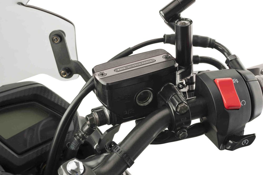 PUIG 9262P Vorderer Bremsflüssigkeitsbehälterdeckel  passend fuer HONDA CBF600 Silber