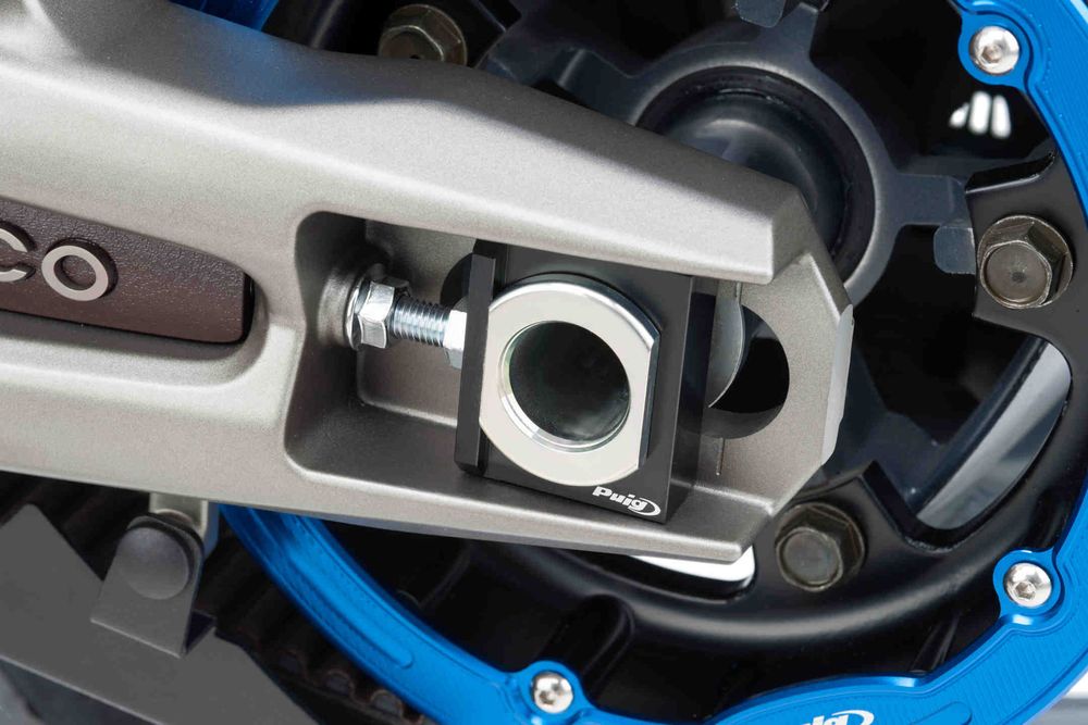 PUIG 9545N Radspanner Hinterrad  passend fuer KYMCO AK550 PREMIUM Schwarz