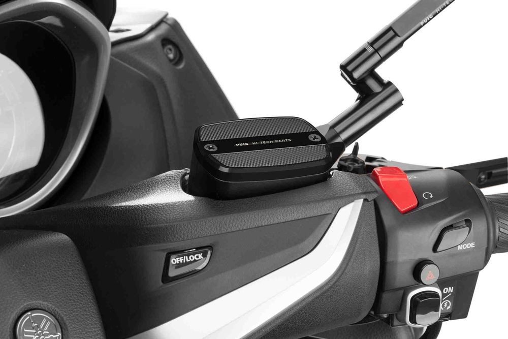 PUIG 9269N Vorderer Bremsflüssigkeitsbehälterdeckel  passend fuer YAMAHA T-MAX 500 Schwarz