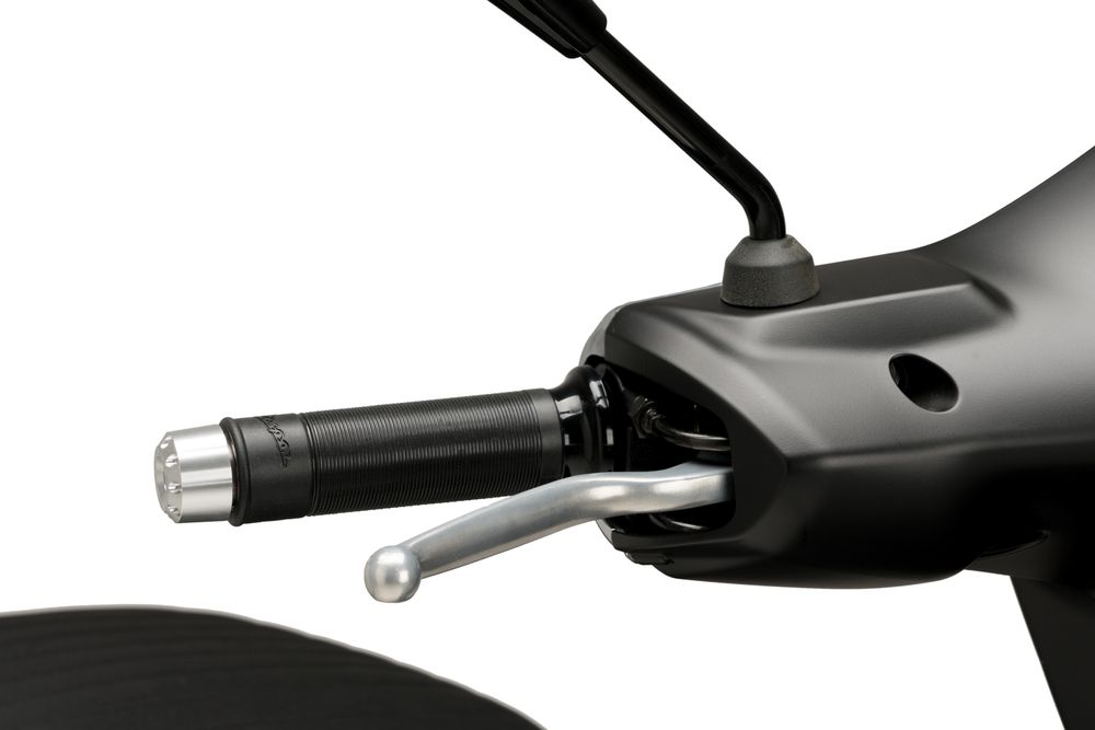 PUIG 20372P Lenkerenden Kurz  passend fuer VESPA GTS 300 Silber