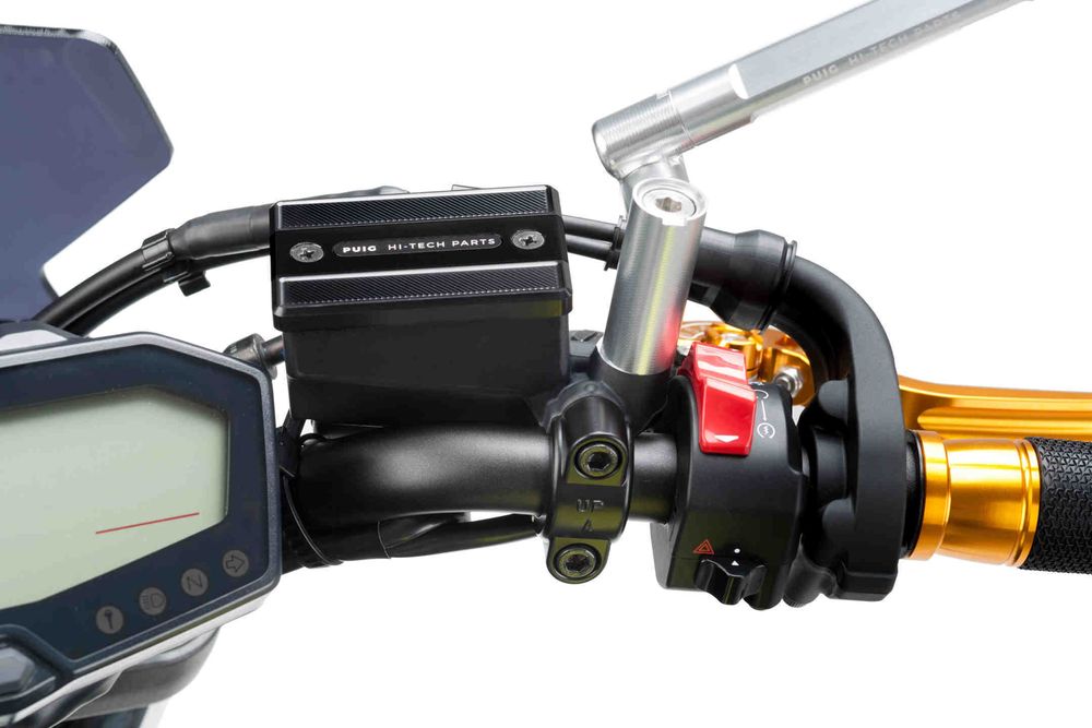 PUIG 9267N Vorderer Bremsflüssigkeitsbehälterdeckel  passend fuer YAMAHA FZ1 FAZER Schwarz