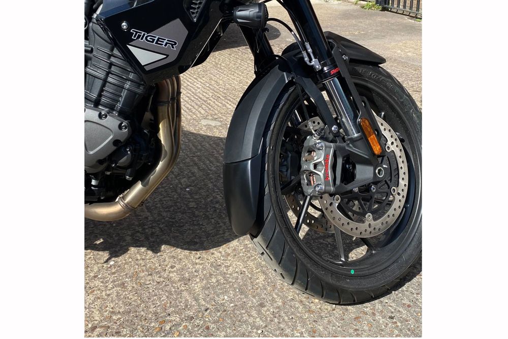 PUIG 21639N Verlängerung des vorderen Schutzblechs  passend fuer TRIUMPH TIGER 1200 GT Schwarz