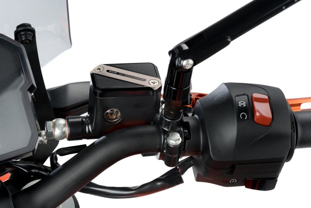 PUIG 9612P Vorderer Bremsflüssigkeitsbehälterdeckel  passend fuer BMW G310R Silber