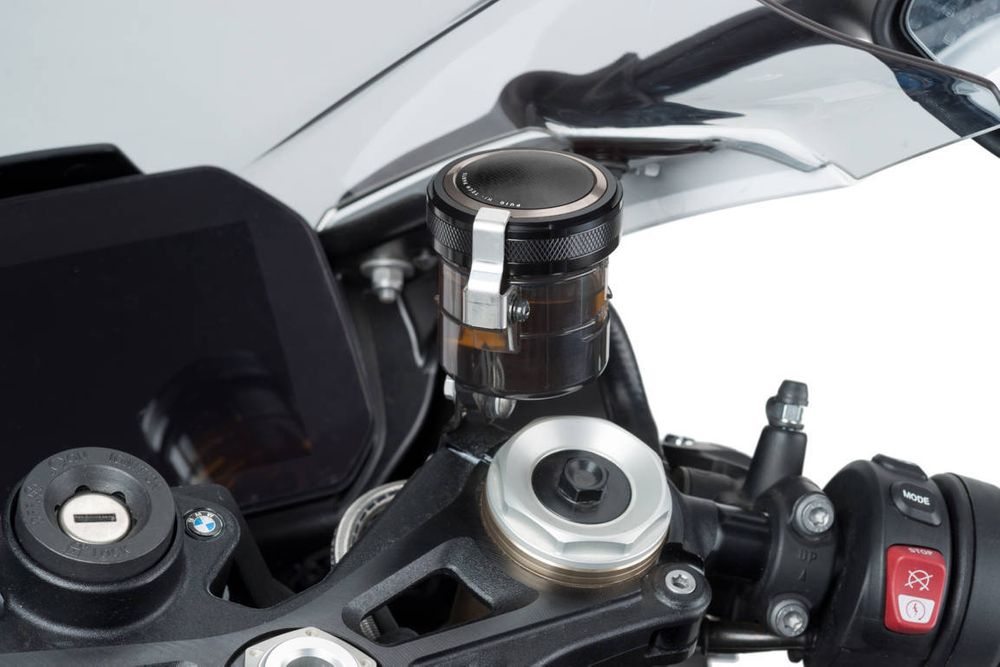 PUIG 9264P Abdeckung des Bremssflüssigkeitsbehälter  passend fuer SUZUKI GSX-R750 Silber