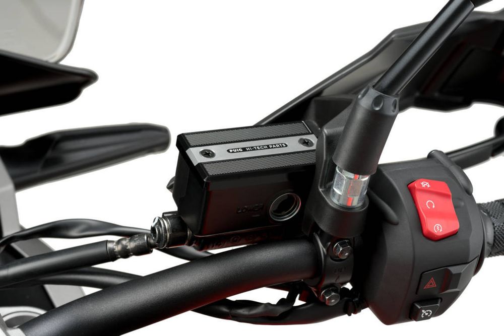 PUIG 9270P Vorderer Bremsflüssigkeitsbehälterdeckel  passend fuer SUZUKI SV650S Silber