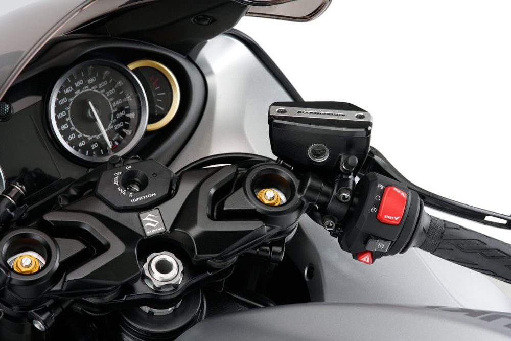 PUIG 3648P Vorderer Bremsflüssigkeitsbehälterdeckel  passend fuer SUZUKI GSX-S1000 Silber