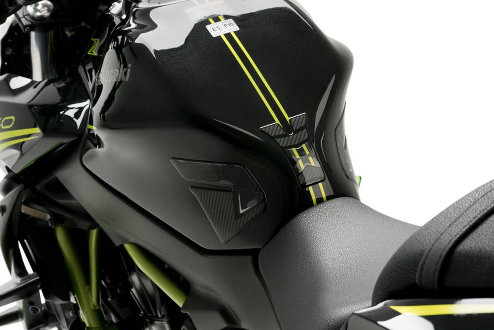 PUIG 9297C Spezifischer Tankschutz  passend fuer KAWASAKI Z650 Carbon look