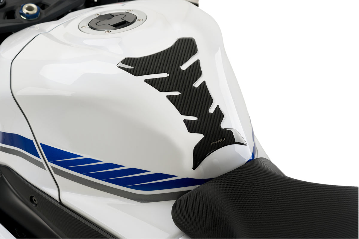 PUIG 4051C Performance Tankprotektor  passend fuer HONDA NT650V DEAUVILLE Carbon look