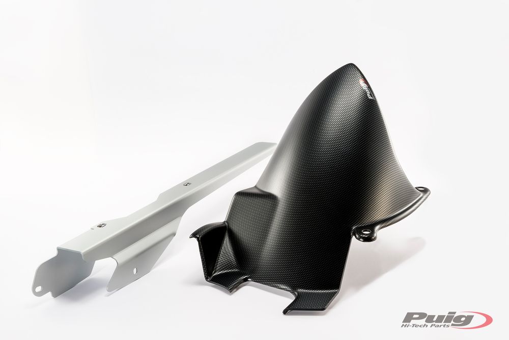 PUIG 9205C Hinterradabdeckungen   passend fuer YAMAHA MT-07 TRACER Carbon look