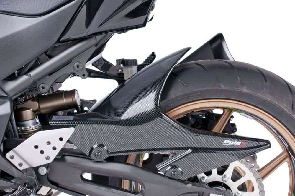 PUIG 4431C Hinterradabdeckungen   passend fuer KAWASAKI Z1000 Carbon look