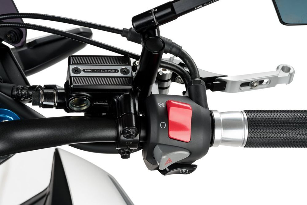 PUIG 9274P Vorderer Bremsflüssigkeitsbehälterdeckel  passend fuer HONDA CBR250R Silber