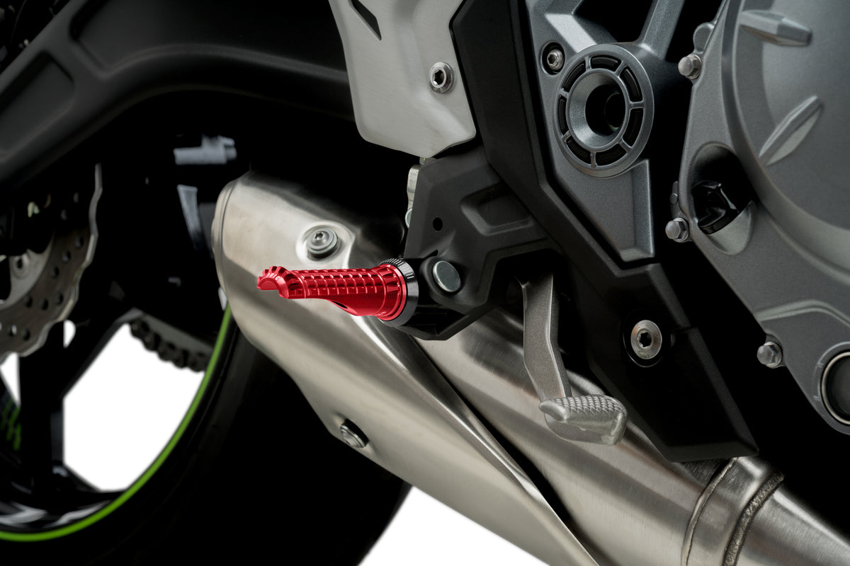 PUIG 9192R R-Fighter Fußrasten  passend fuer YAMAHA T-MAX 560 TECH MAX Rot