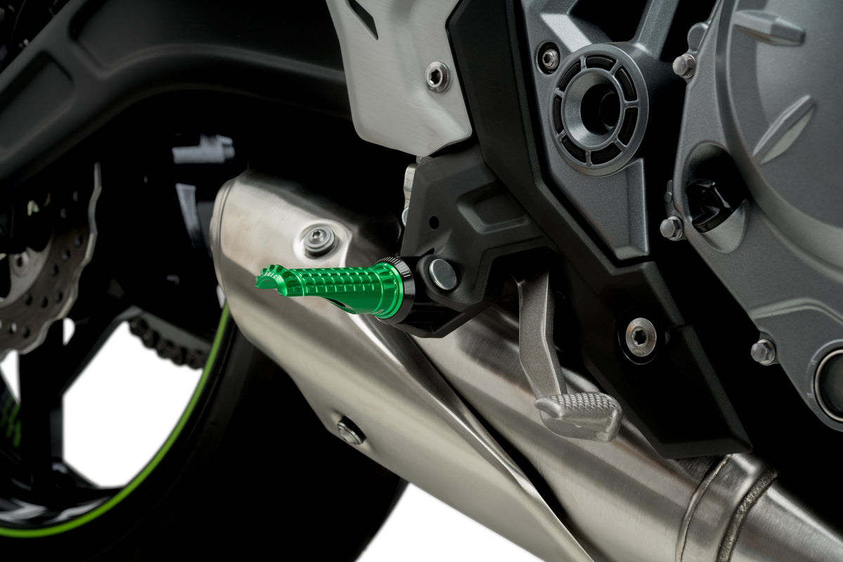 PUIG 9192V R-Fighter Fußrasten  passend fuer YAMAHA T-MAX 560 TECH MAX Grün
