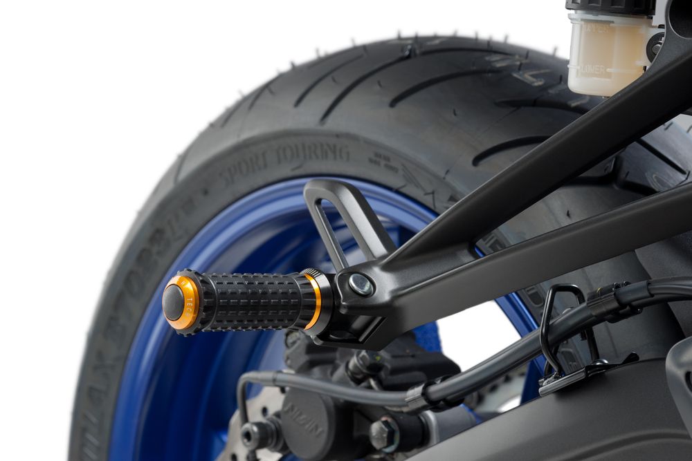 PUIG 9193O R-Fighter S Fußrasten  passend fuer YAMAHA T-MAX 560 TECH MAX Gold