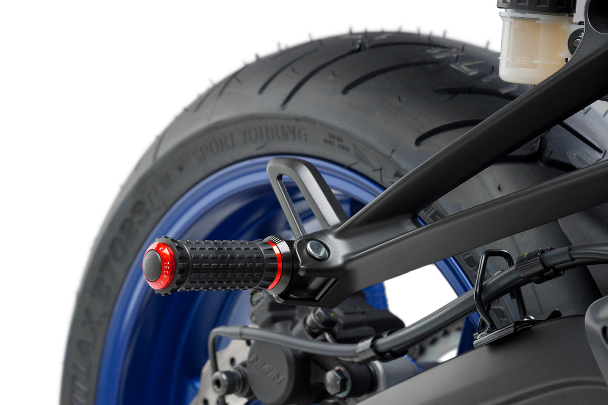 PUIG 9193R R-Fighter S Fußrasten  passend fuer YAMAHA T-MAX 560 TECH MAX Rot