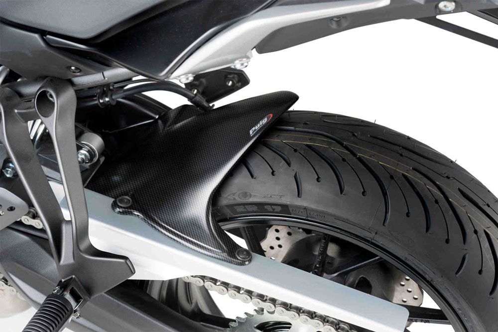 Puig 9205C Hinterradabdeckungen  Kompatibel/Ersatz für YAMAHA MT-07 TRACER Carbon look