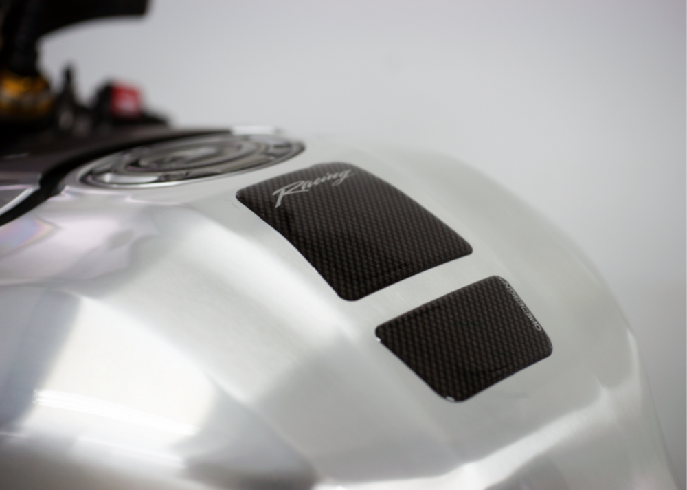 PUIG 2560C Mini und Arrow Tankprotektor  passend fuer HONDA NT650V DEAUVILLE Carbon look