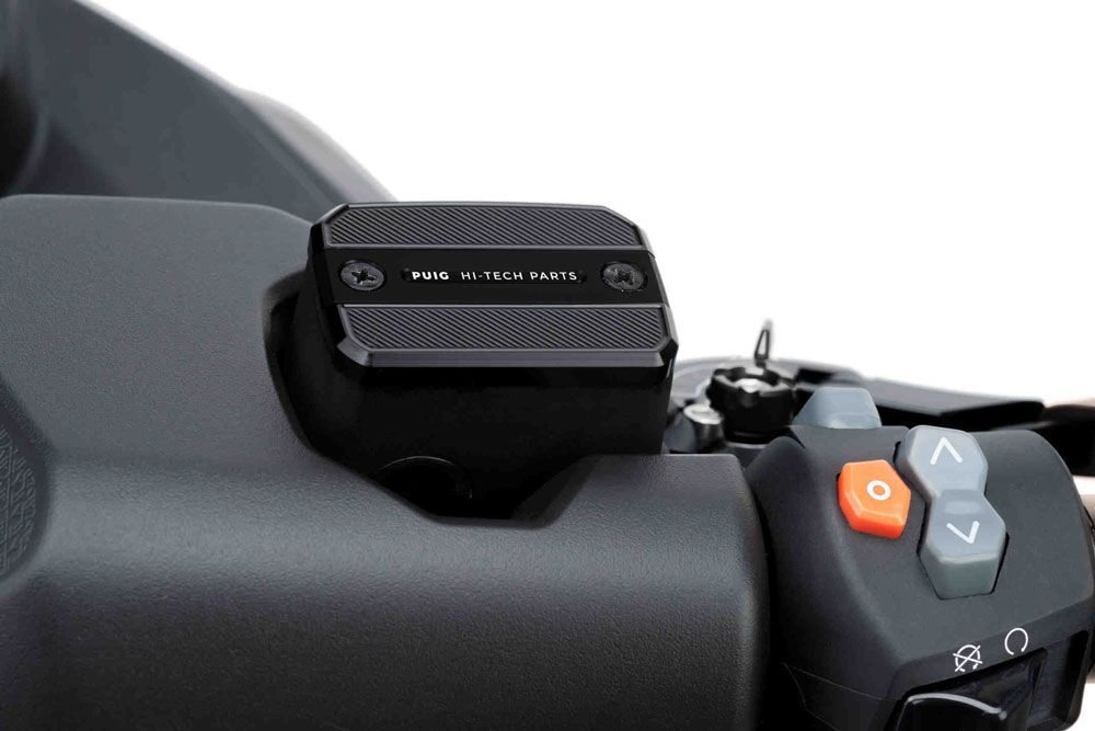 PUIG 9499N Vorderer Bremsflüssigkeitsbehälterdeckel  passend fuer DUCATI MONSTER 696 Schwarz