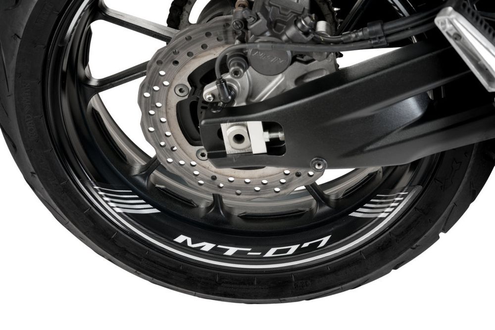 PUIG 9136P Rim Strips Specials  passend fuer YAMAHA MT-07 Silber
