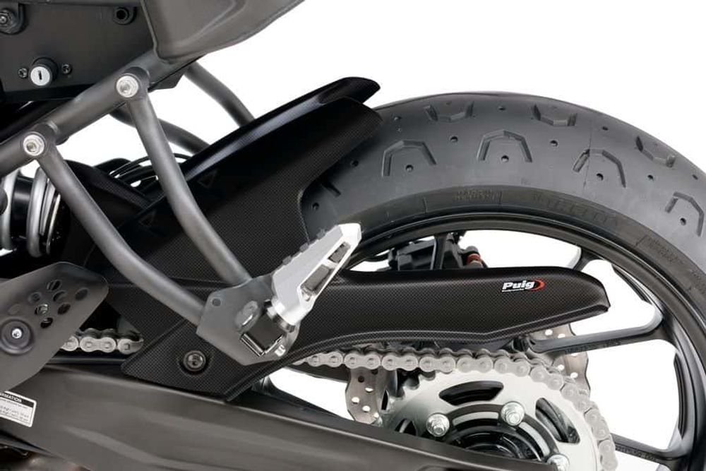 PUIG 7048C Hinterradabdeckungen   passend fuer YAMAHA MT-07 Carbon look