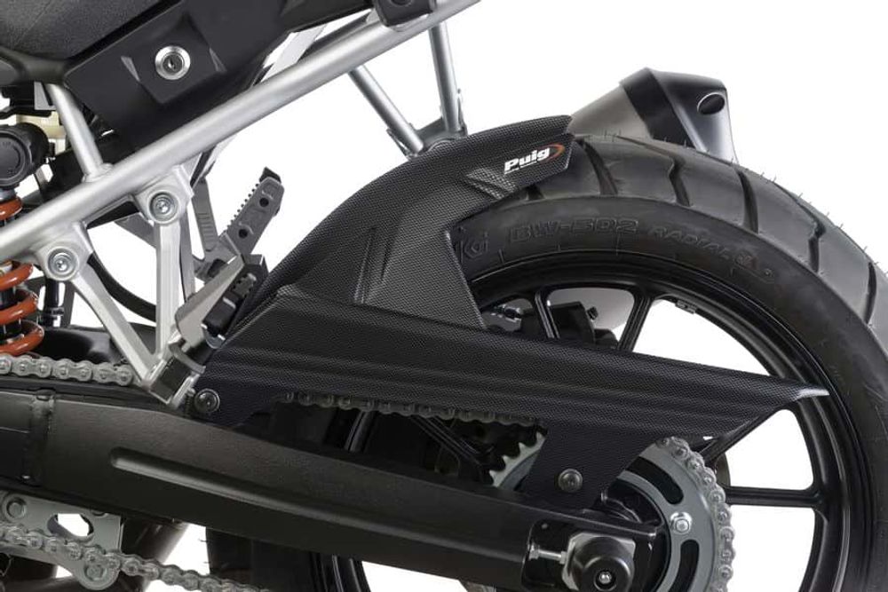 PUIG 6477C Hinterradabdeckungen   passend fuer SUZUKI DL1000 V-STROM Carbon look