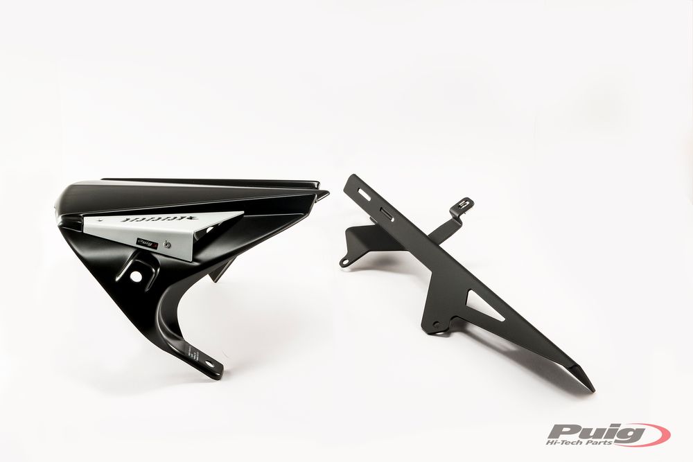 PUIG 8999J Hinterradabdeckungen   passend fuer SUZUKI GSX-R1000 Mattschwarz