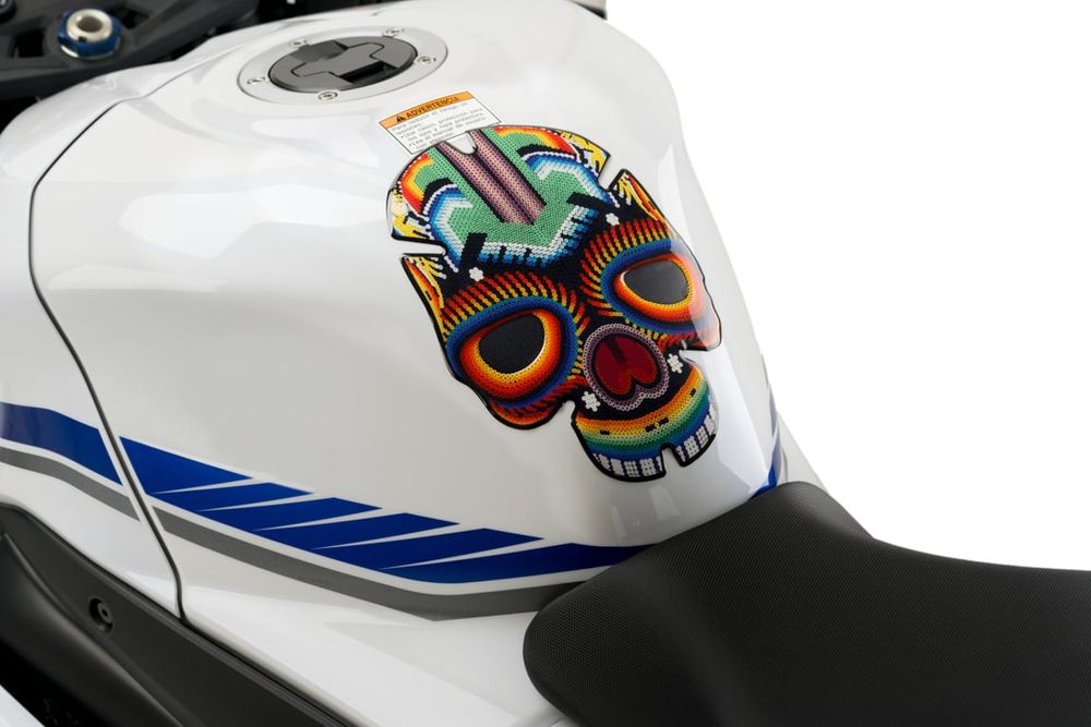 PUIG 3674R Skull I Tankprotektor  passend fuer HONDA NT650V DEAUVILLE Rot