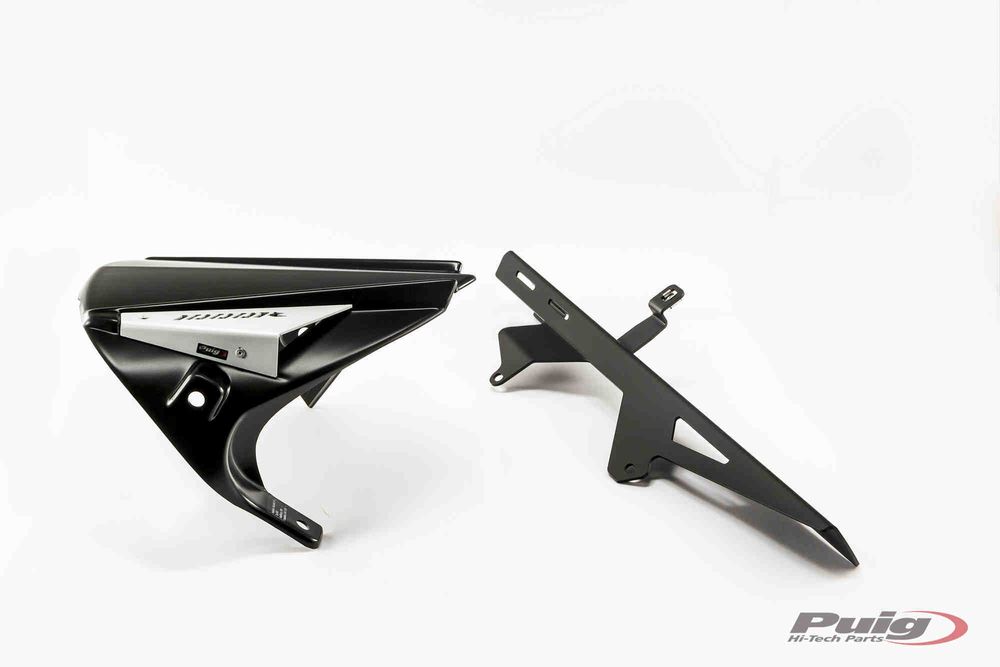 PUIG 8999J Hinterradabdeckungen   passend fuer SUZUKI GSX-R1000 Mattschwarz