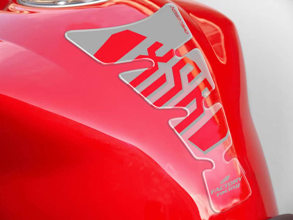 PUIG 9308P Spirit Tankprotektor  passend fuer YAMAHA XSR900 Silber